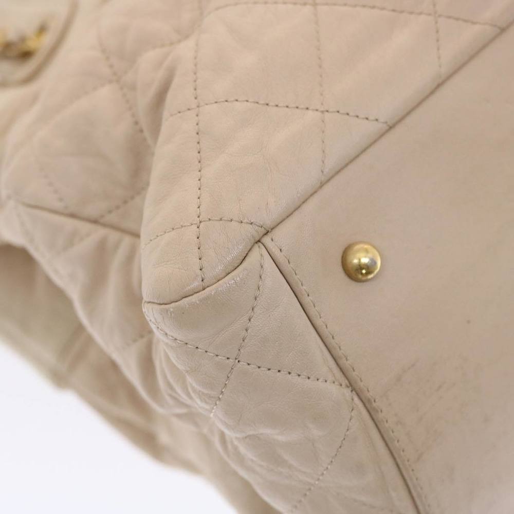 CHANEL Handbag - Picture 16 of 16